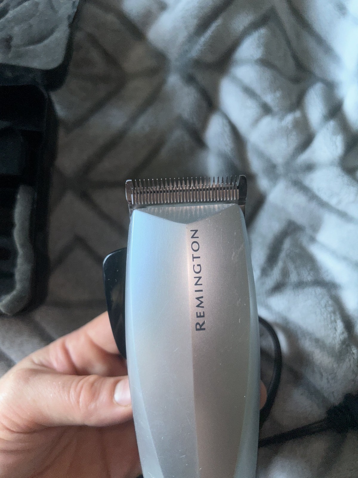 Remington Hair Clippers, Model: HC-8017B Corded w/ accessories