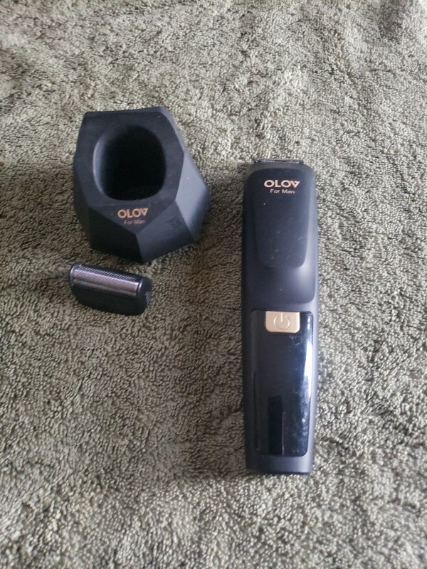 OLOV Men’s Body Trimmer / Charging Stand, Black Model YH-7280