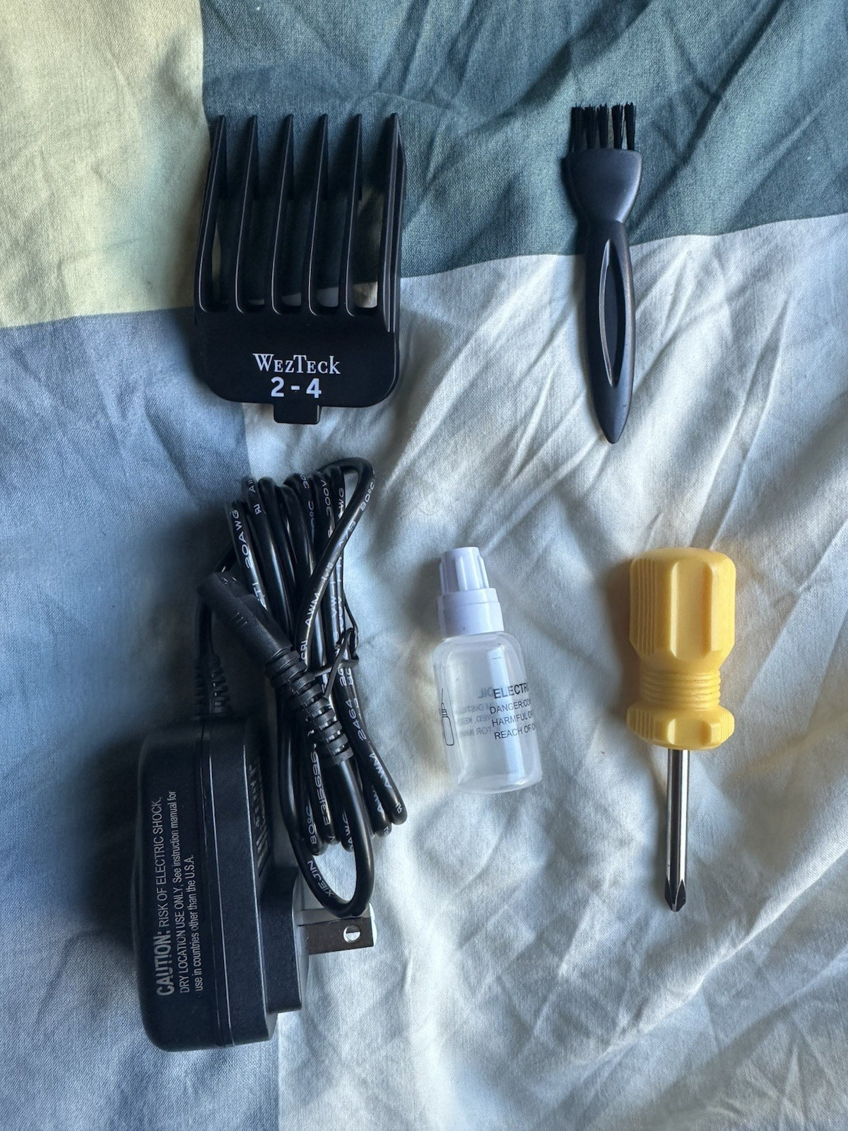 WezTecK Hair Clipper Opens from a 0-2 White