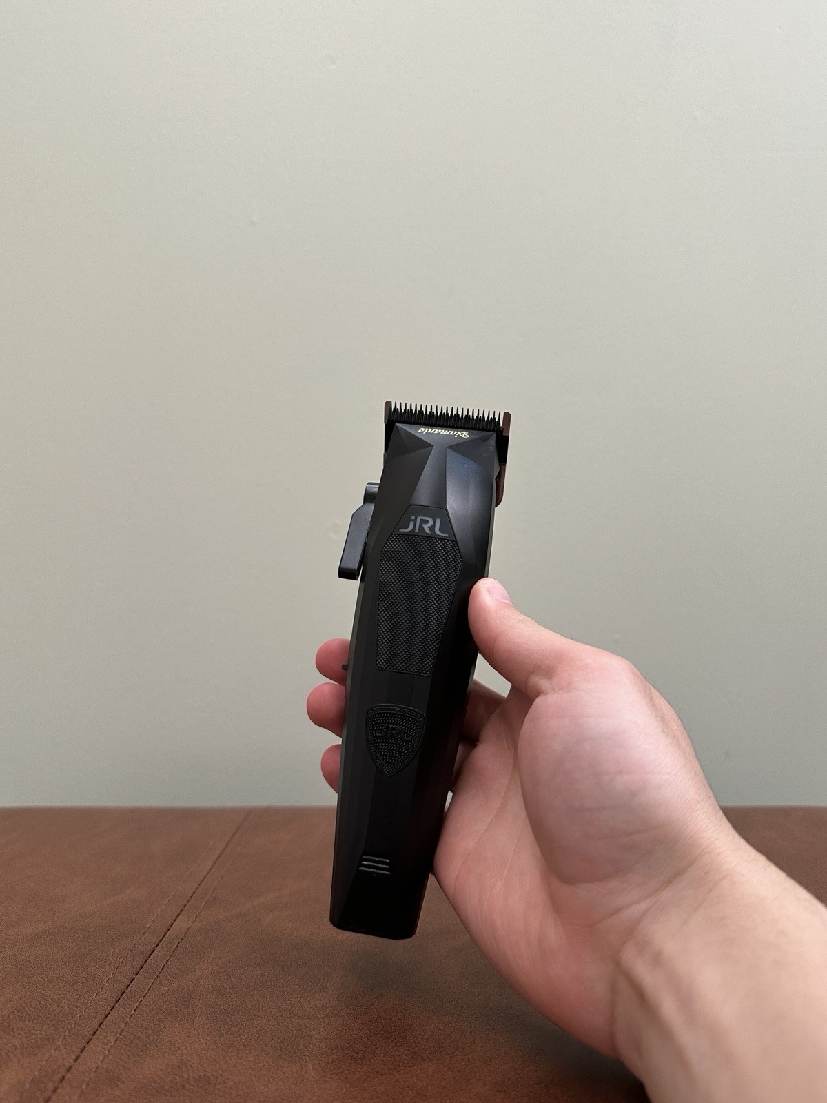 JRL Diamante Cordless Clipper Black w/ Charging Stand Barber Professional