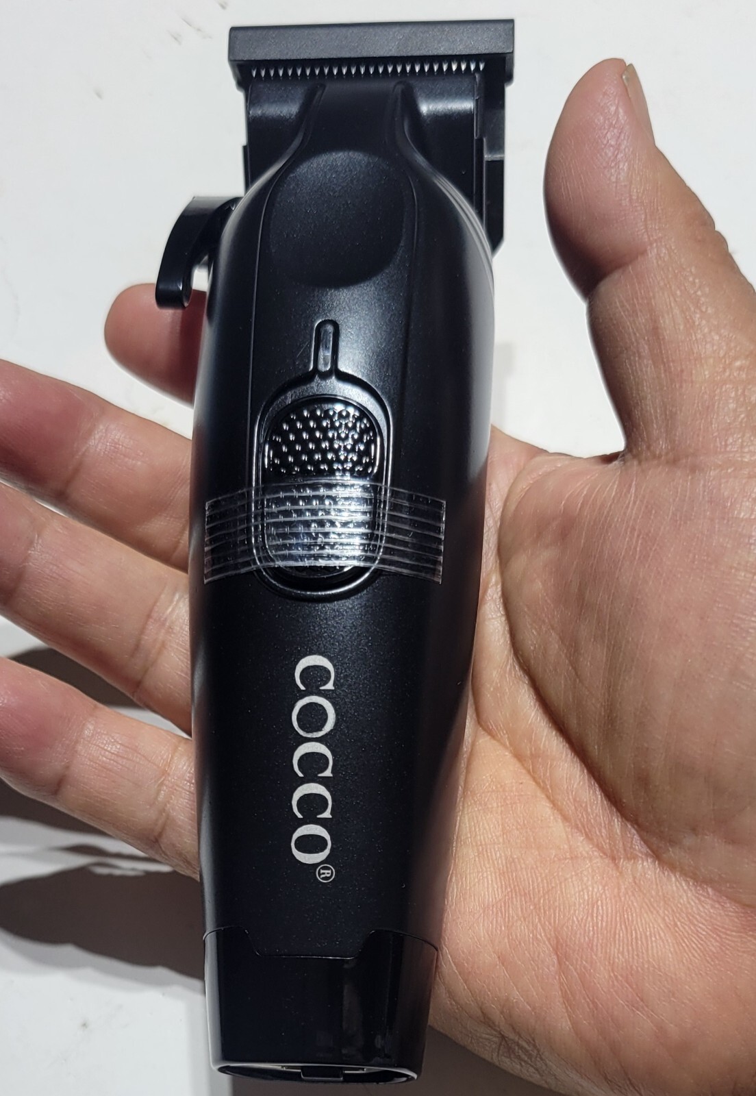 COCCO Veloce Pro MATTE BLACK Clipper Brushless Motor, Digital GAP GREPHENE Blade