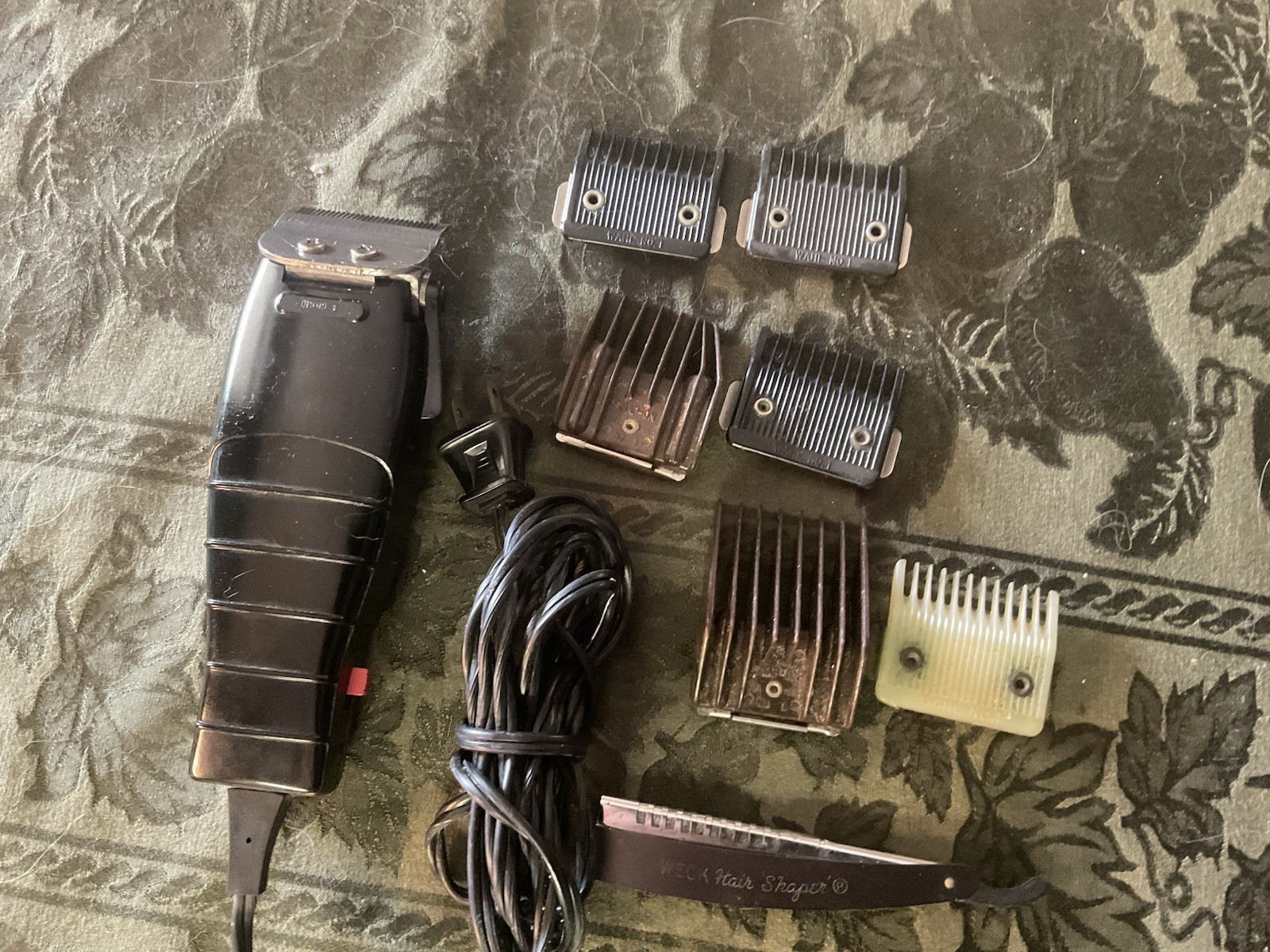 Oster 284 Series B hair trimmer With Combs Weck Hair Trimmer Set Lot Works Great
