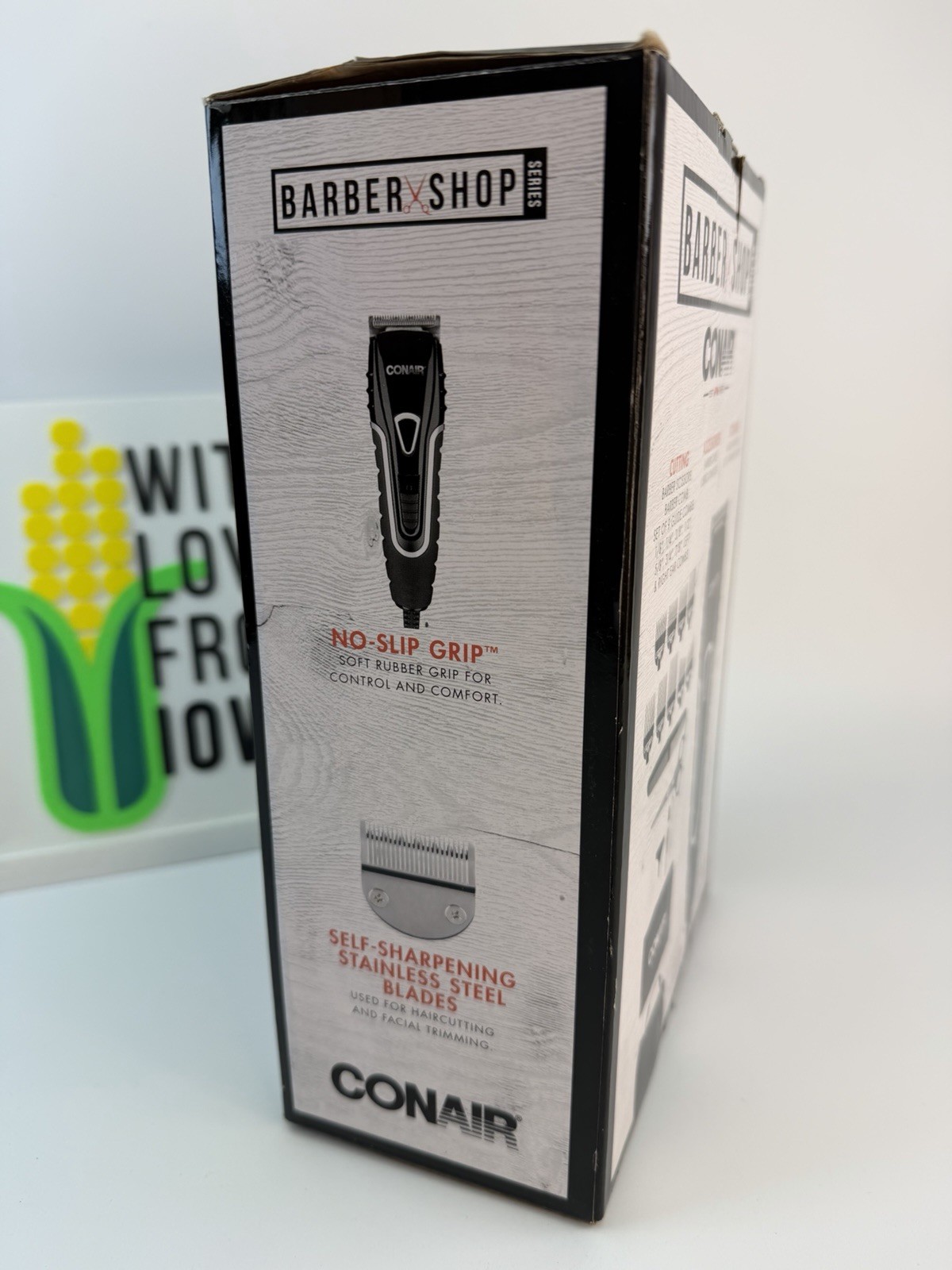 Conair – HC2000 – Barbershop No-Slip Grip Clippers 20 Piece Home Haircut Kit
