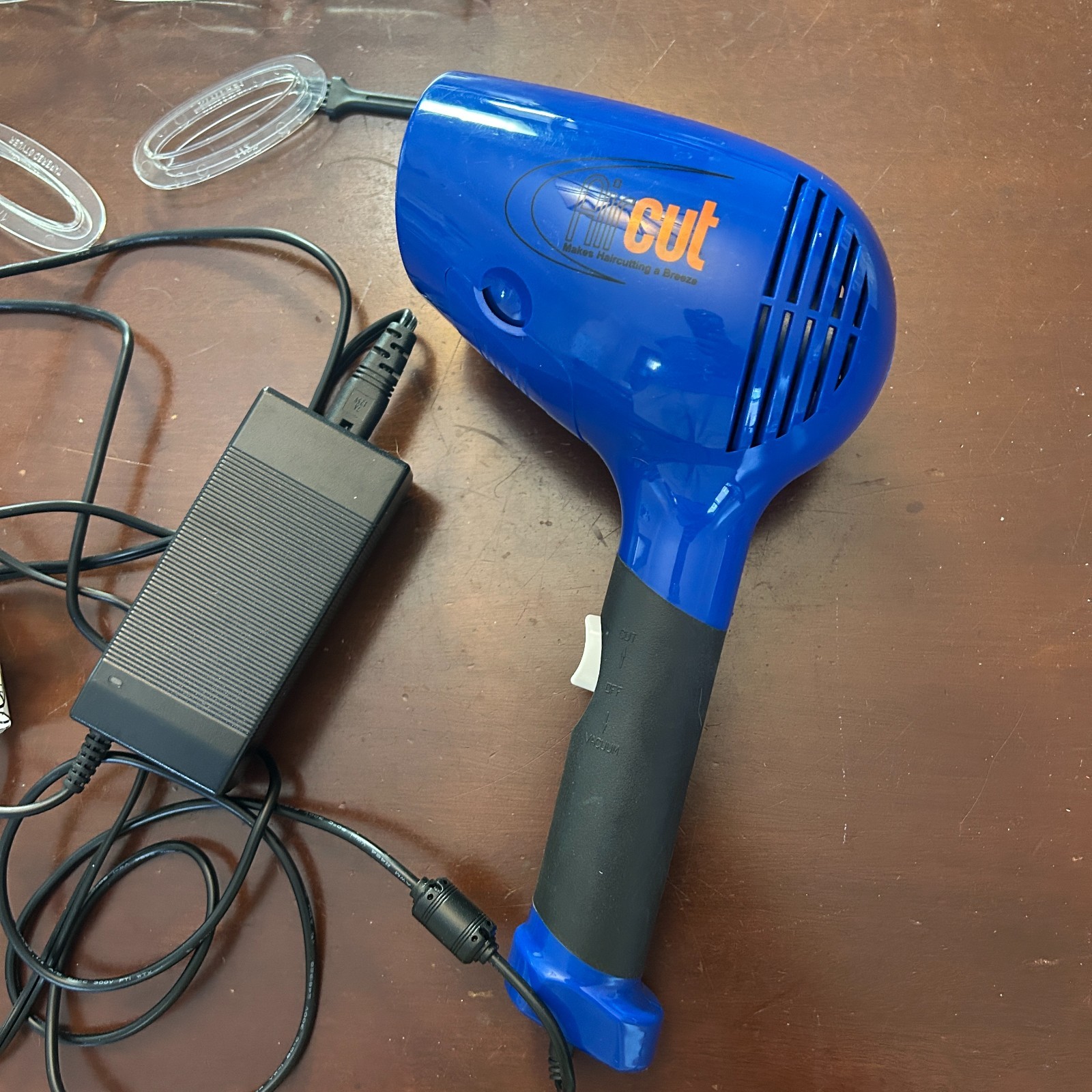 Aircut Vacuum Haircutting System DIY Home Kit Vacuum w/ 9 Guards Manual Tested