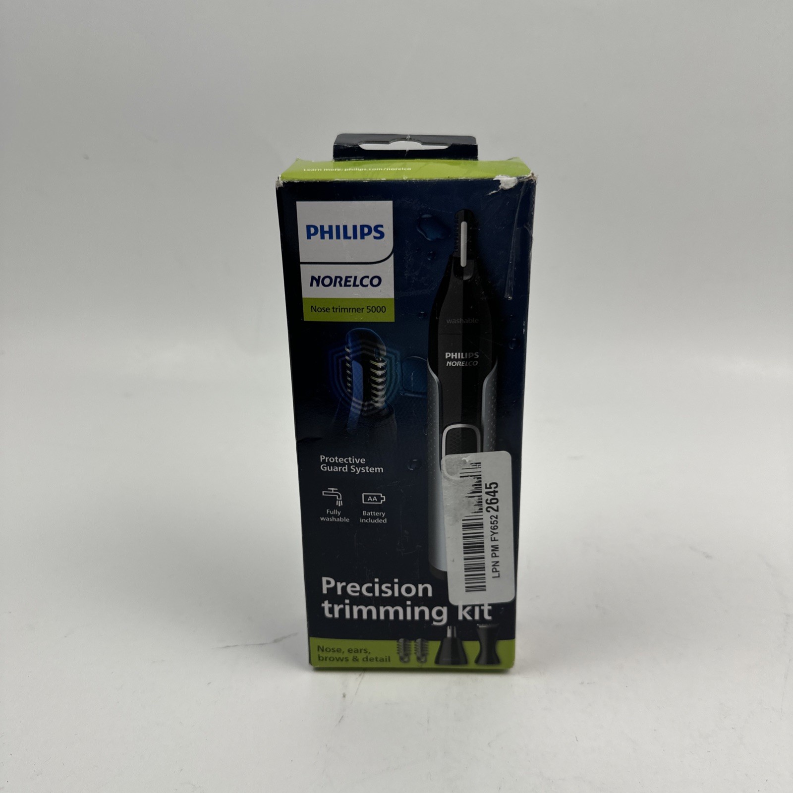 Philips Norelco Nose Trimmer 5000. Nose/Ear/Eyebrows – NT5600/62.