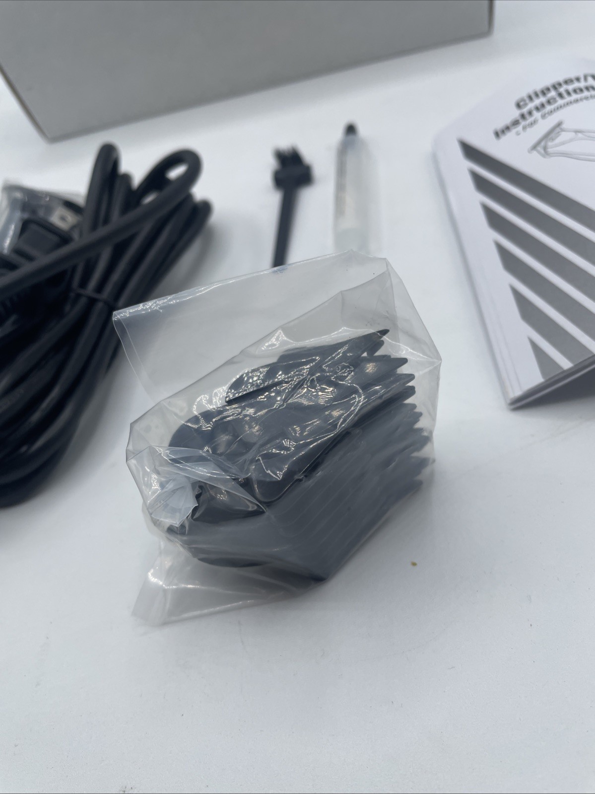 Oster 76988 Baby Teqie Clipper/Trimmer With Guards Free Shipping NEW