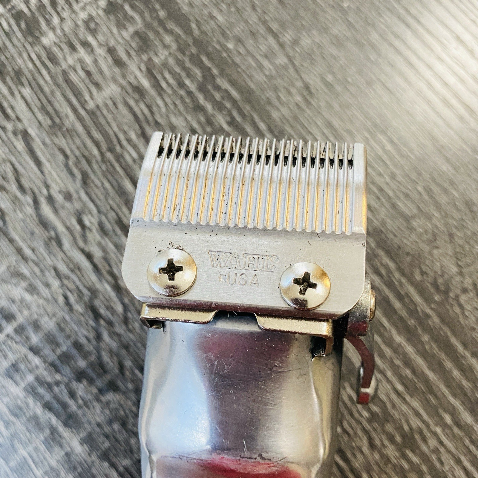 Wahl Professional Clipper 8504L Series Metal Edition Cordless 100yr Adjustable