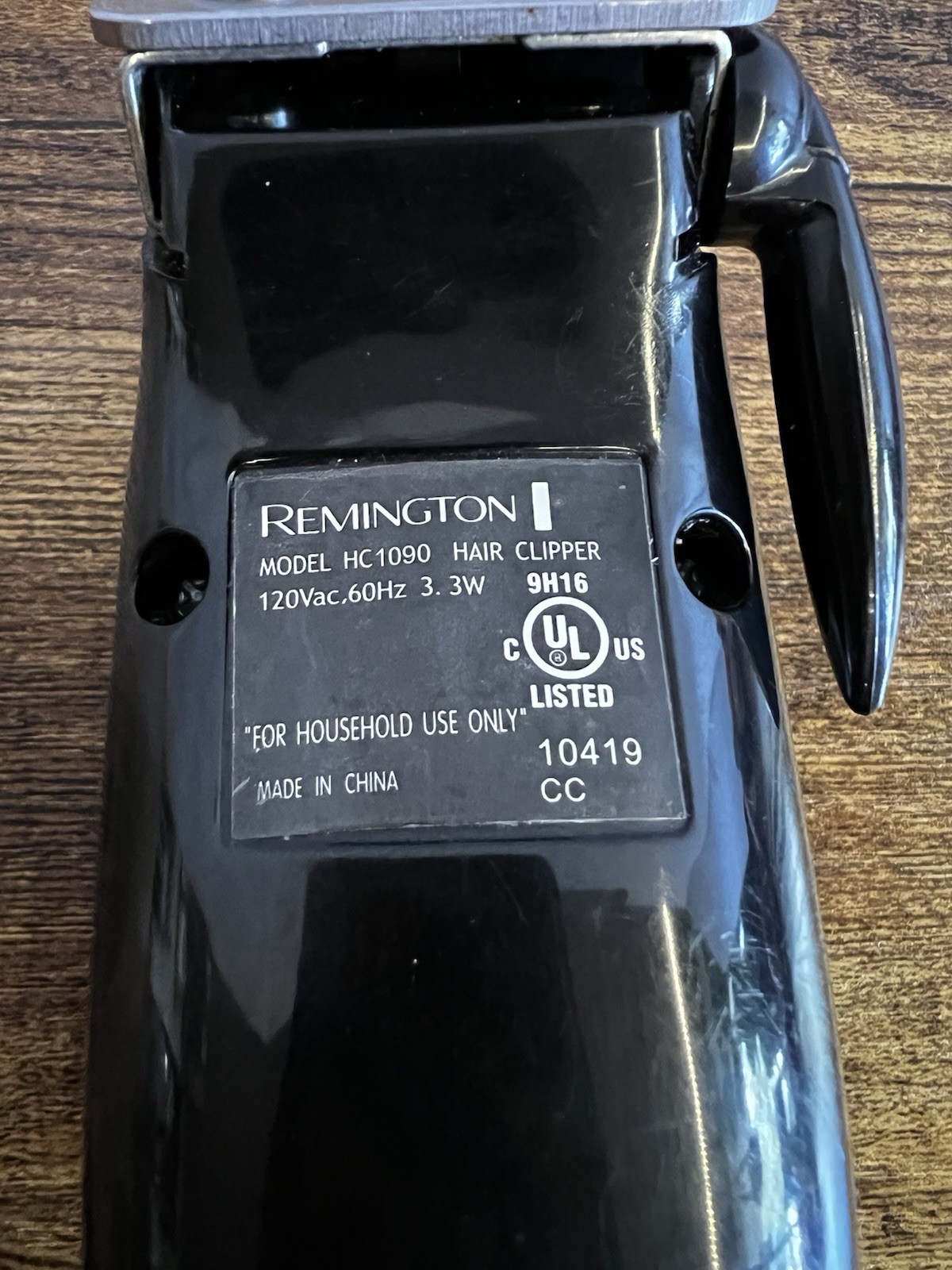Remington Model HC-1090 Electric Hair Clipper Cleaned And Working Great Shape