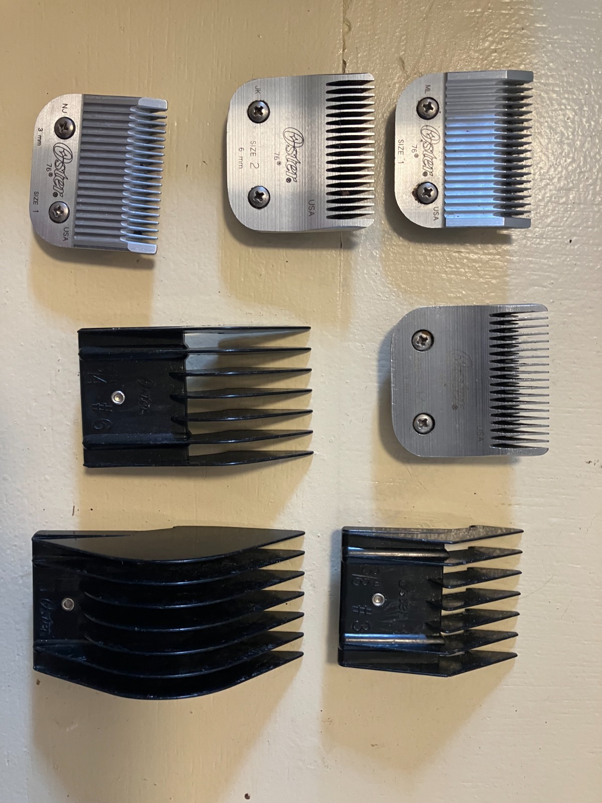 Oster Classic 76 Universal Motor Clipper with Detachable Blades