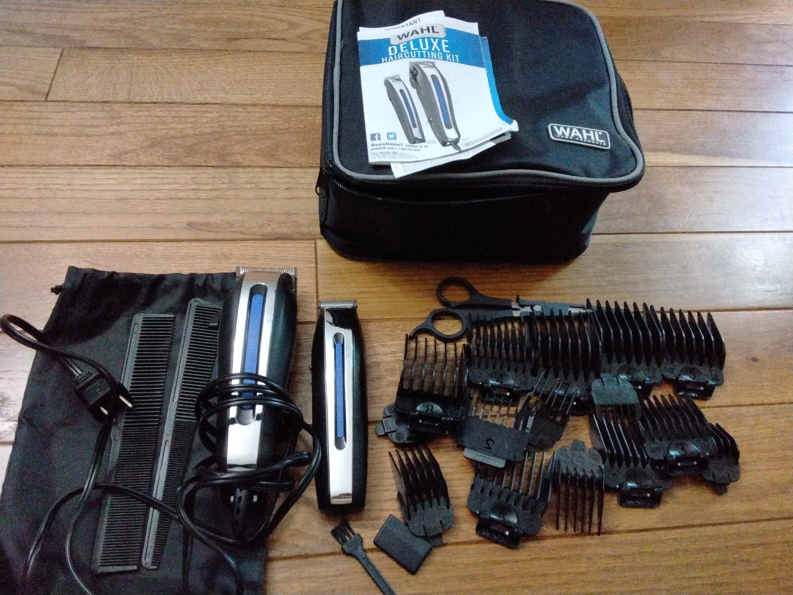 Wahl deluxe haircutting kit: MC2 and 5537n Clippers and trimmer with accessories