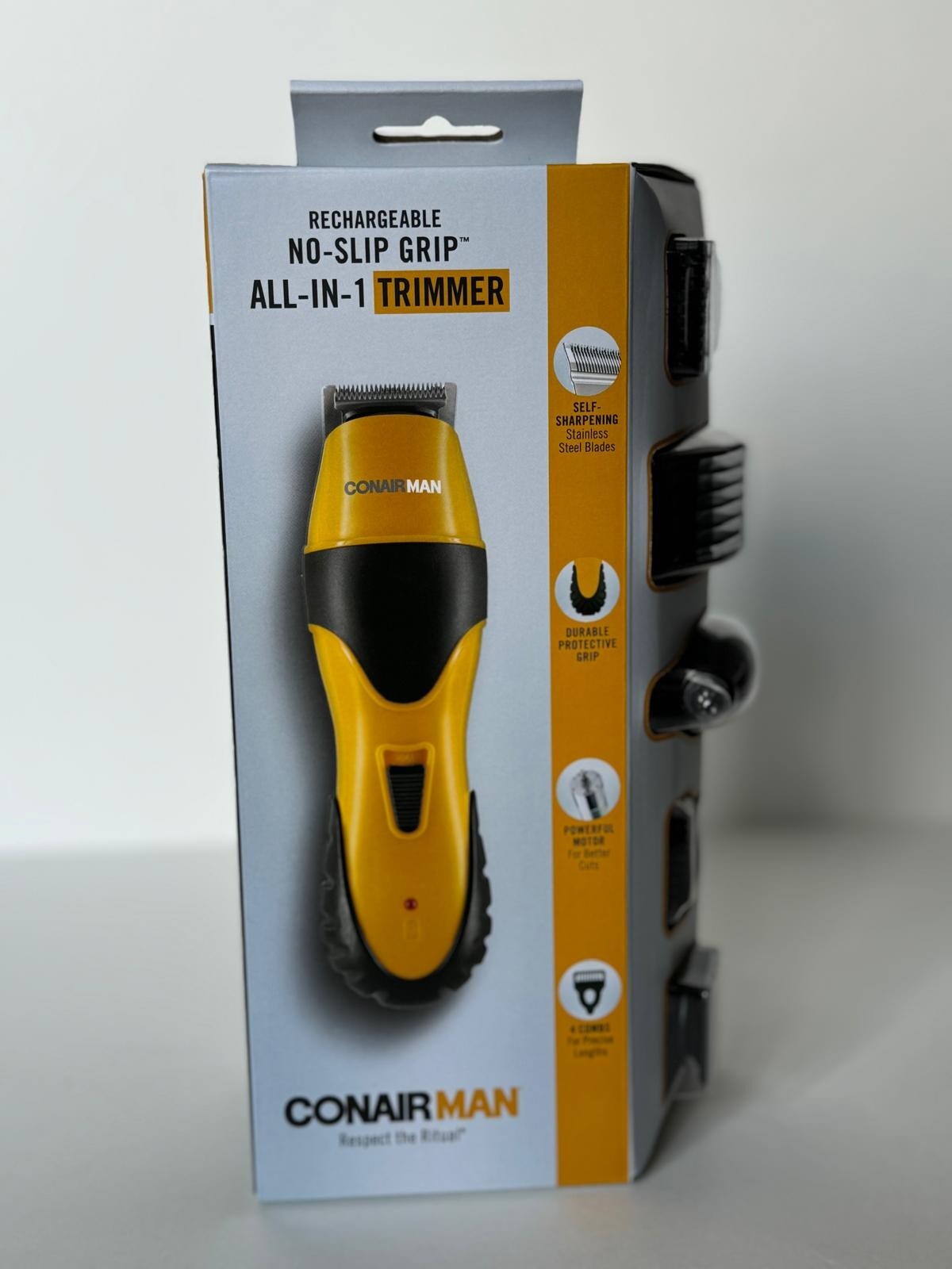 Conairman All-in-one (Beard+) Trimmer Rechargeable No-slip grip NEW