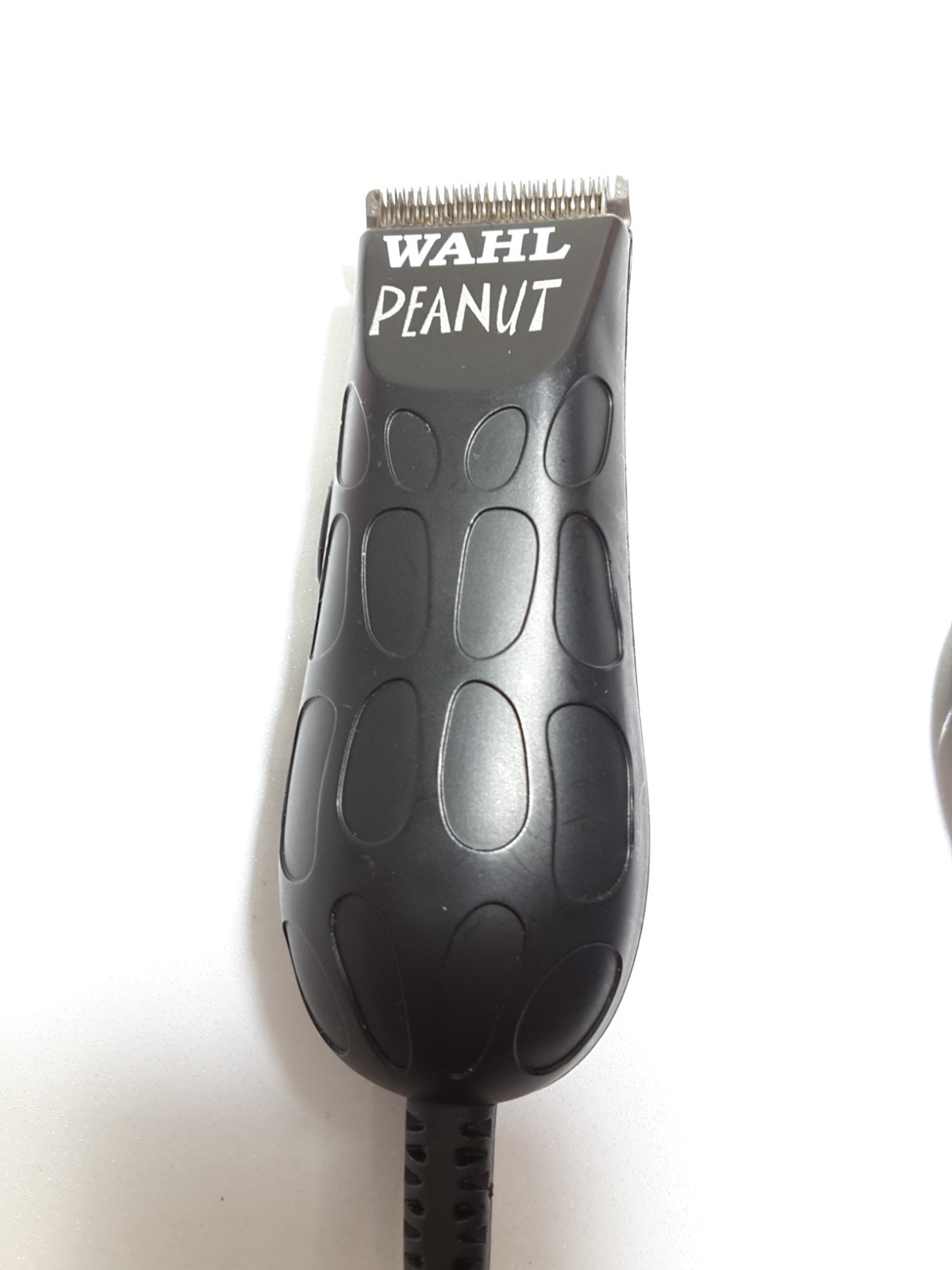 WAHL Professional Peanut – Model 8655 Black Kit Trimmer Clipper