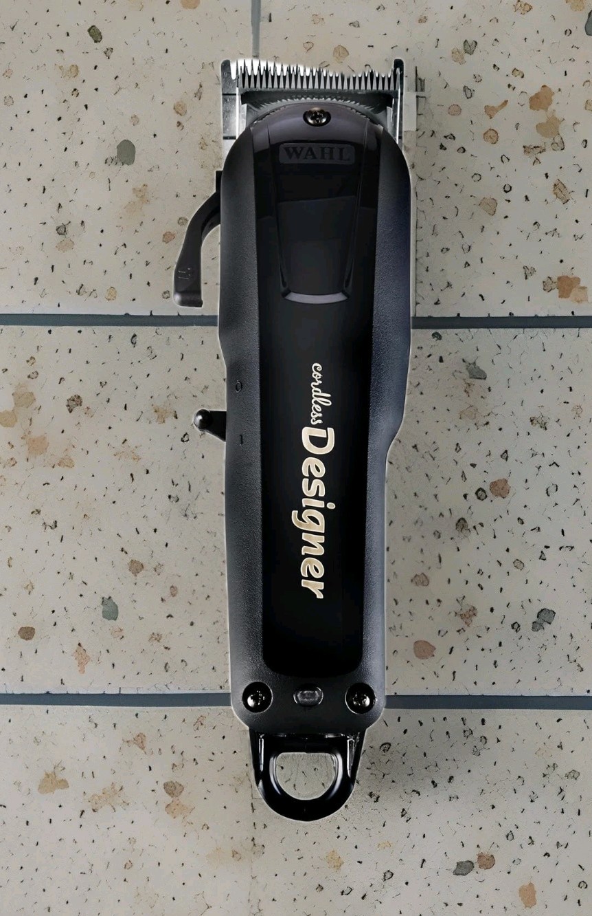 WAHL Professional Cordless Designer Clipper with 90+ Minute Run Time 8591 -BLACK