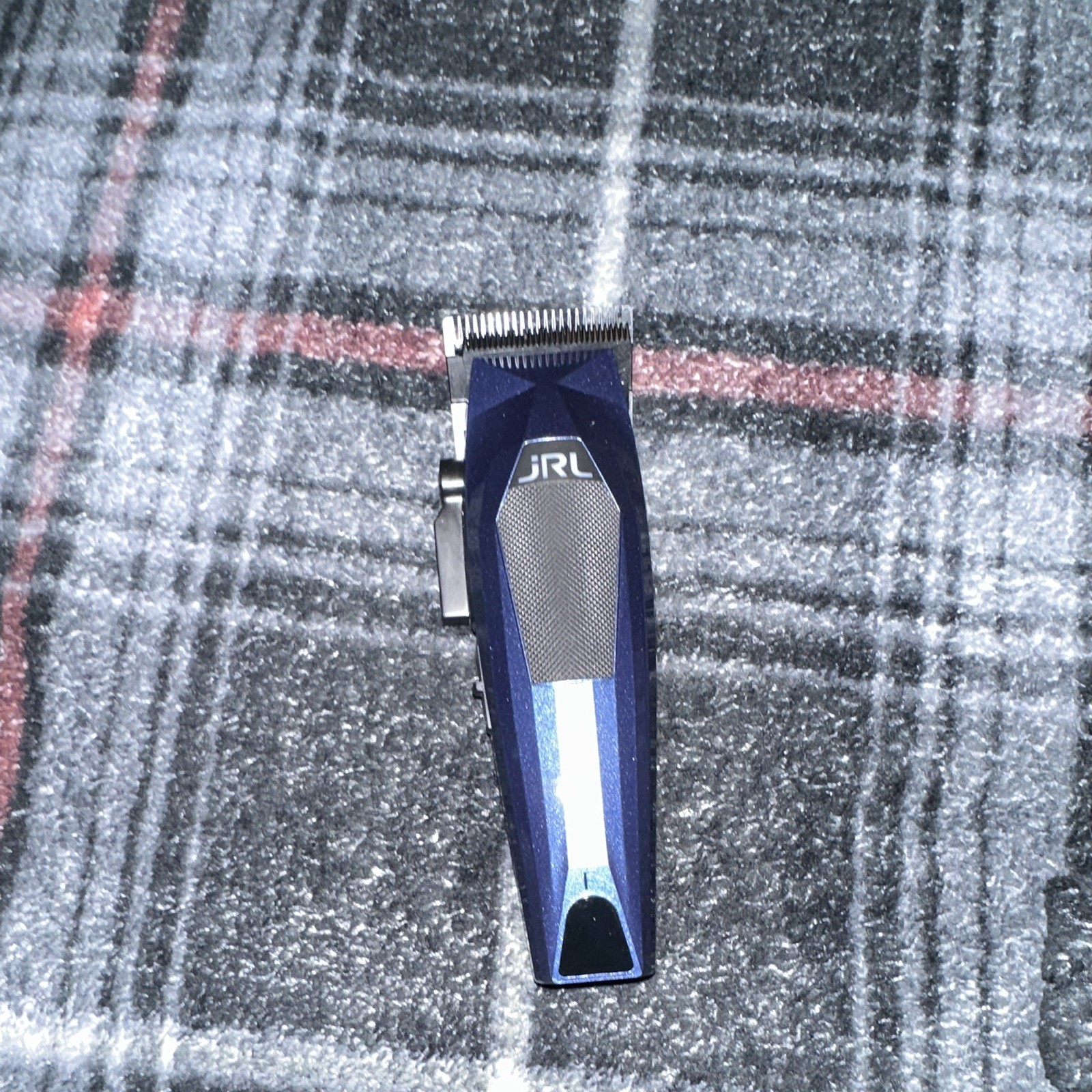 JRL 3000C Professional Cordless Clipper Zero Gapped w/ Charging Dock