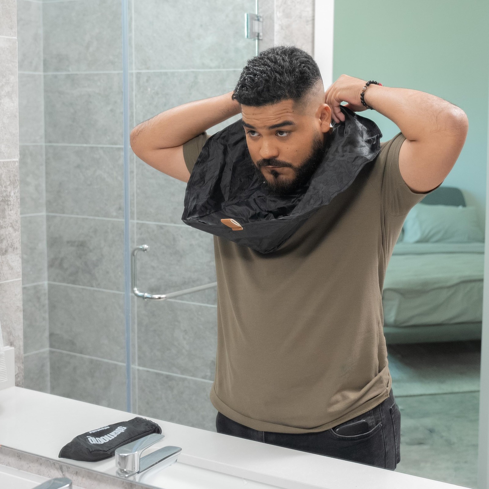 Beard Trimmer Catcher Apron – Waterproof, Portable, Non-Stick Hair Catcher for G