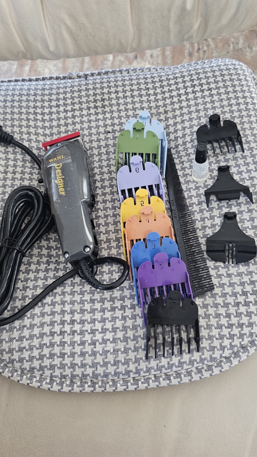 WAHL Designer Professional Vibrator Clipper Model 8355-3301 Great Condition (5)