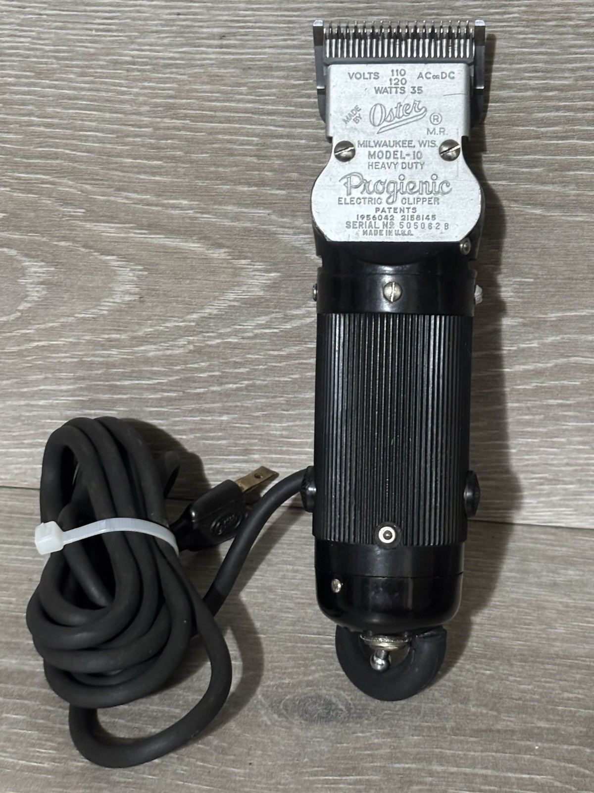 Vintage Oster Hair Clippers-Model 10 Progienic-Heavy Duty WORKING/CLEANED