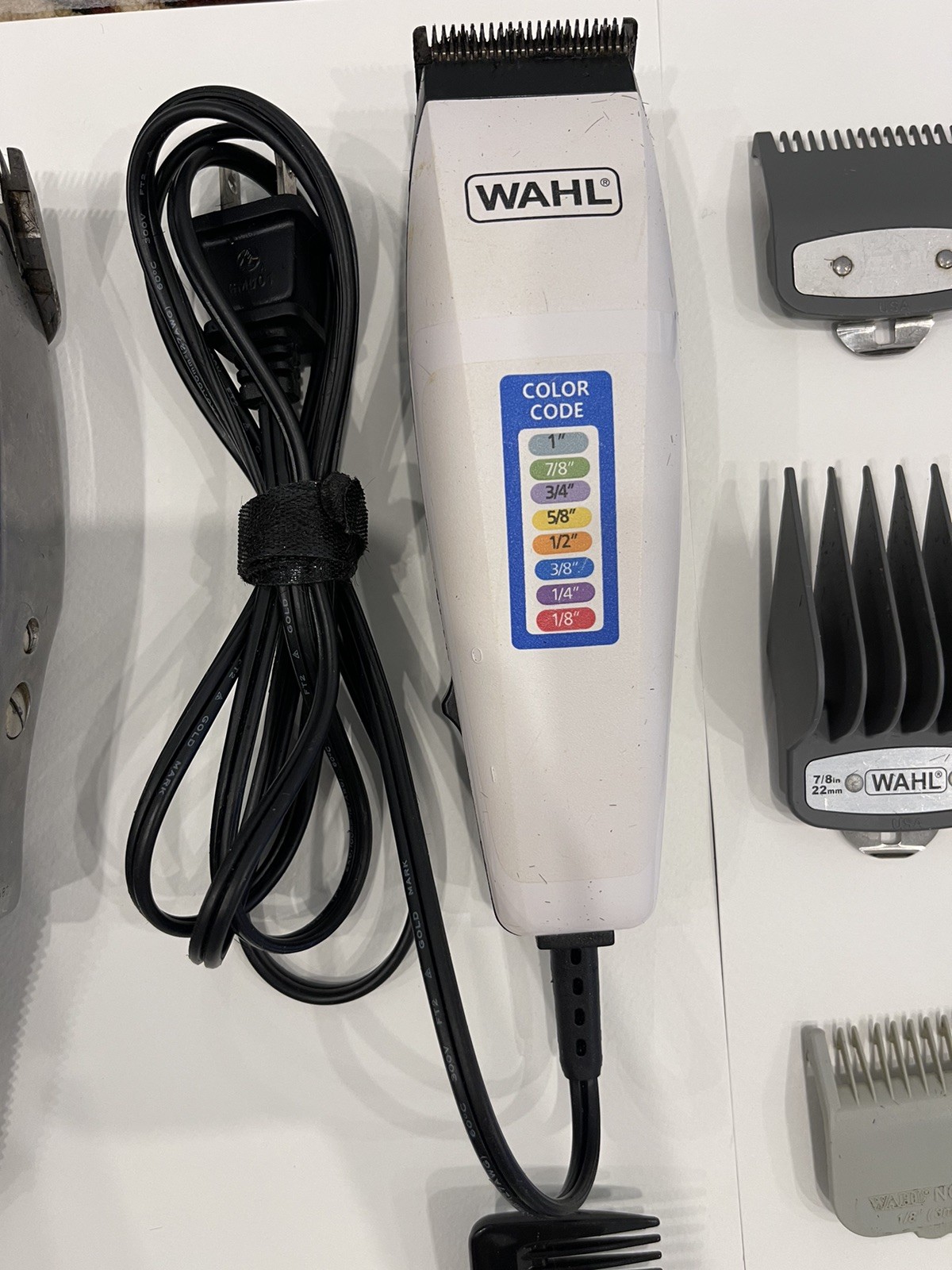 Huge Wahl Hair Clipper Trimmer Lot – 5 Clippers, Metal & Color Guards, Case Comb