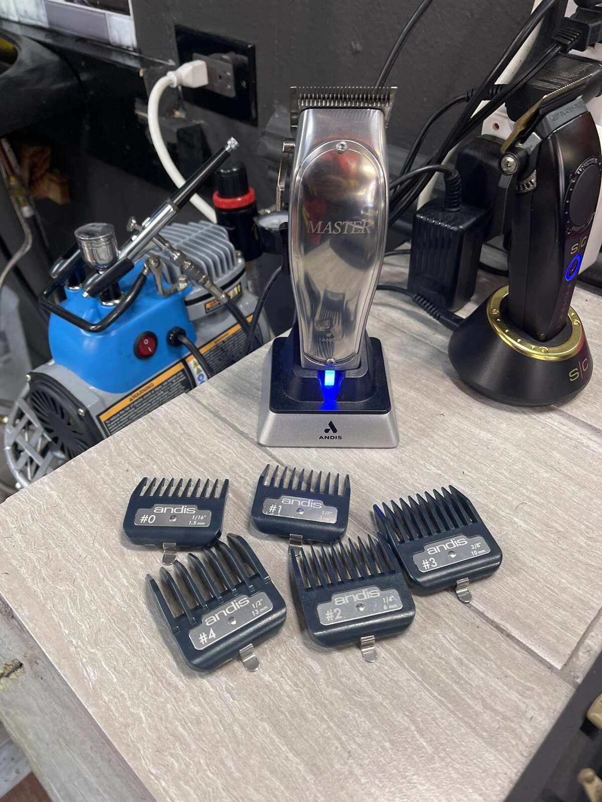 Andis Master Cordless Clipper – 12470