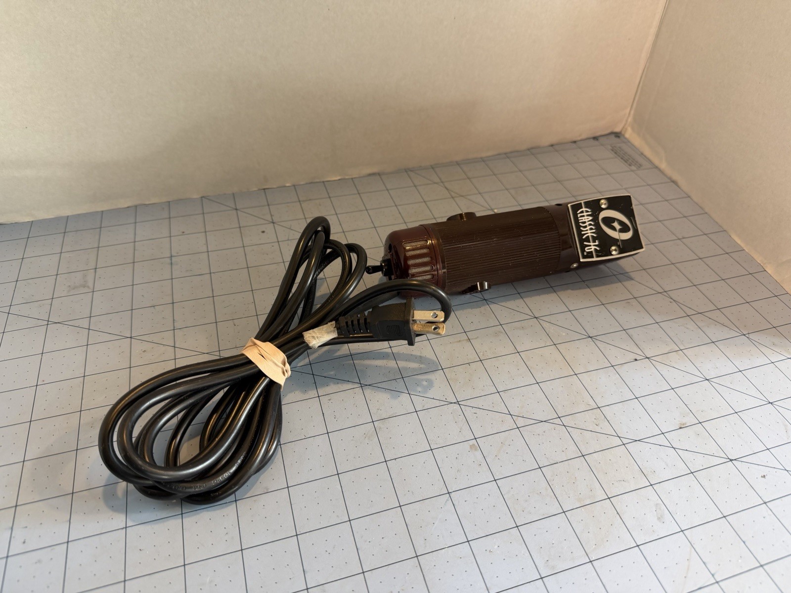 Oster CLASSIC 76 Professional Hair Clipper No Blade Tested Working RARE FIND