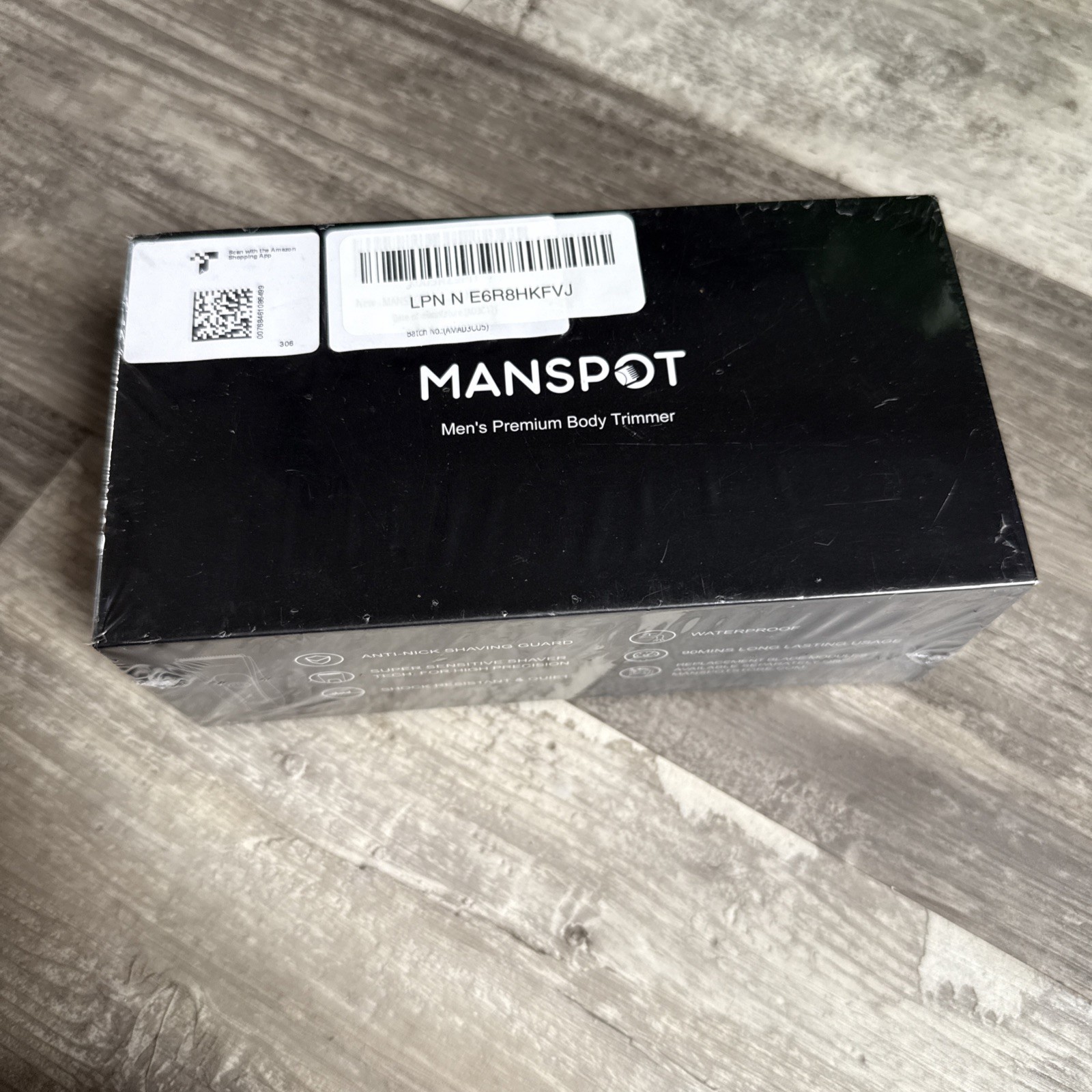 MANSPOT Manscape Men’s Groin, Body and Ball Hair Trimmer Kit w/ 4 Guards, Black