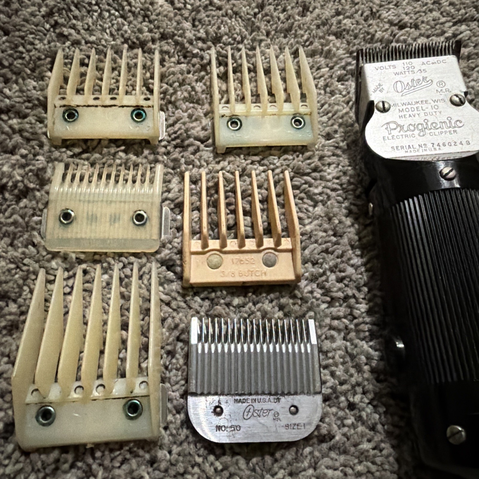 OSTER MODEL 10 PROGIENIC HEAVY DUTY ELECTRIC BARBER HAIR CLIPPER W/CLIPS WORKS