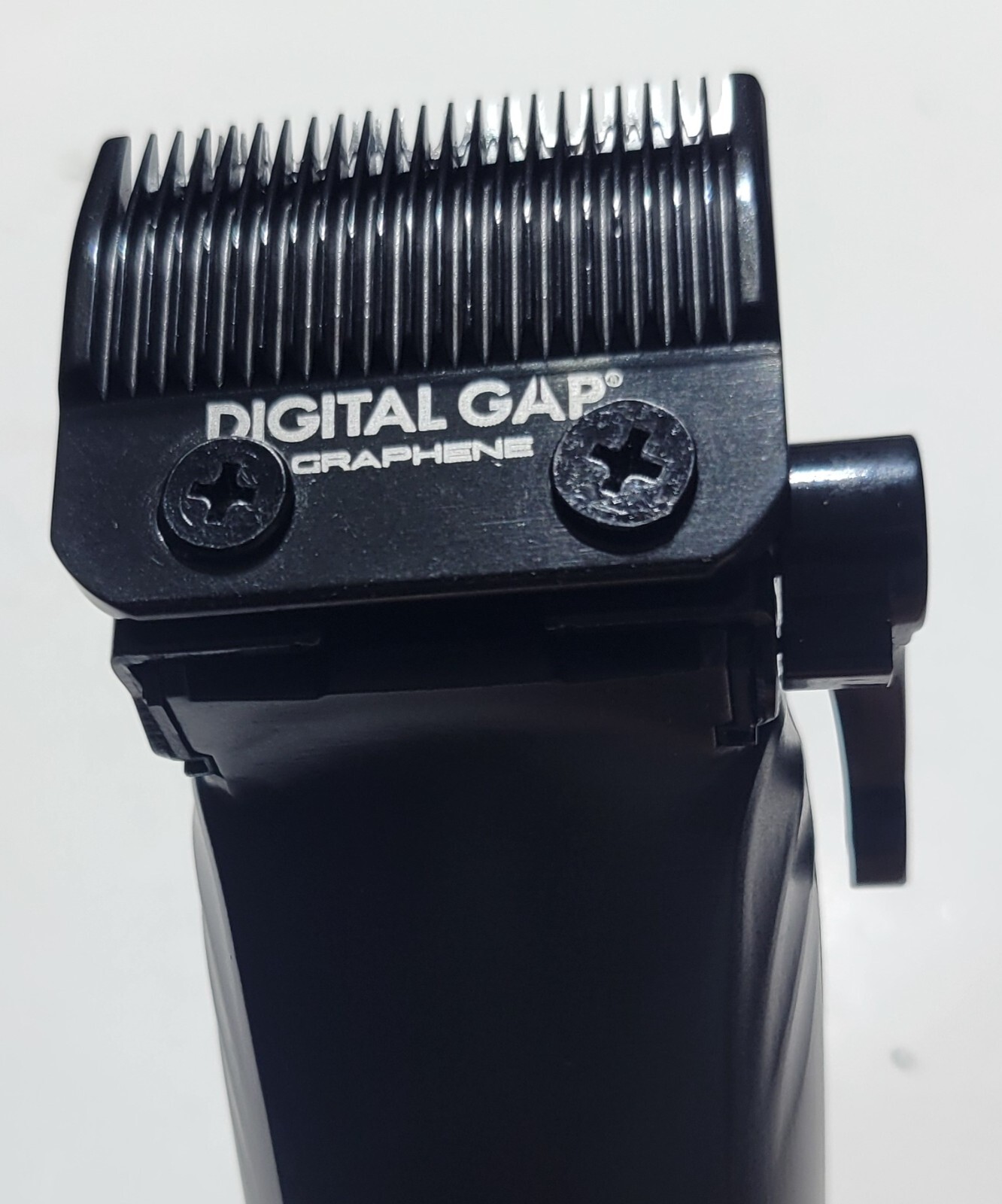 COCCO Veloce Pro MATTE BLACK Clipper Brushless Motor, Digital GAP GREPHENE Blade