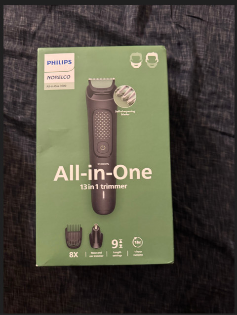 Philips Norelco 3000 Series 13-in-1 All-in-One Trimmer & Beard Styler –MG3919/50