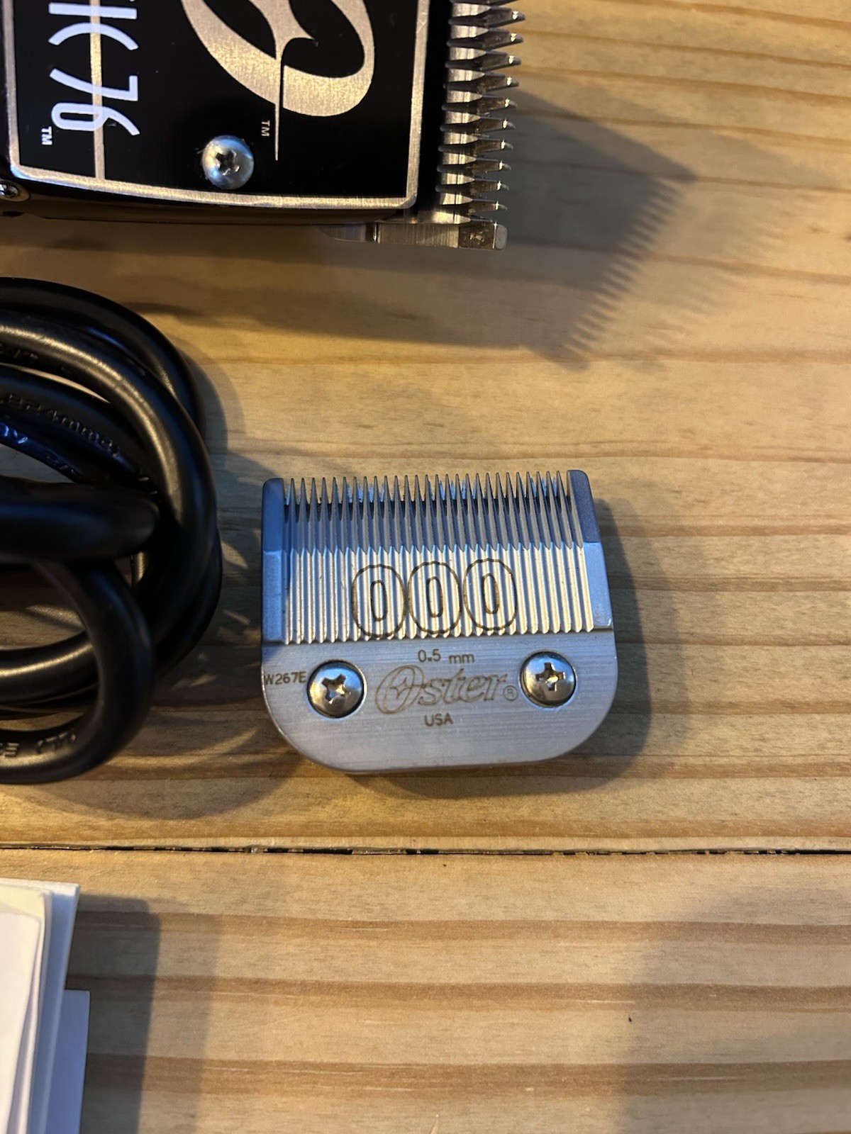 Oster Classic 76 Corded Hair Clipper w/ 2 Heads
