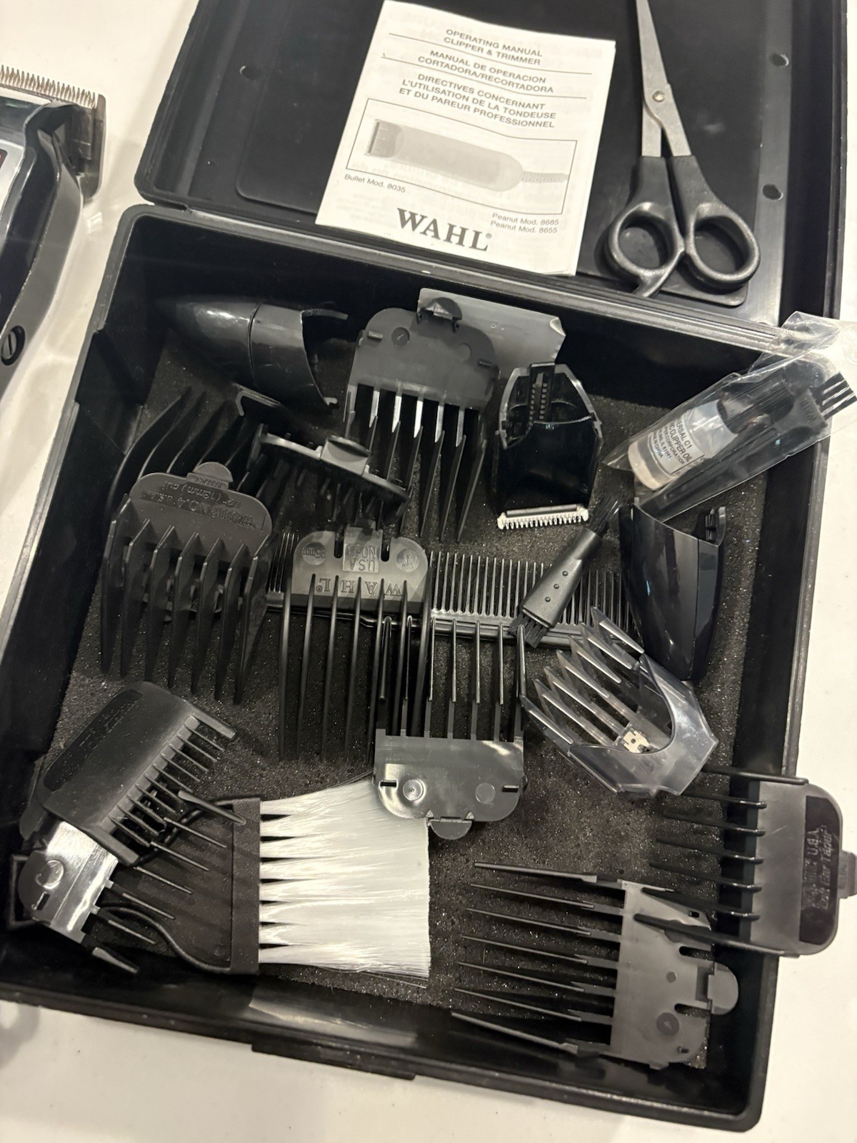 Lot 2 WAHL Electric Clippers Trimmers (Models: Designor & Bullet ) & Accessories