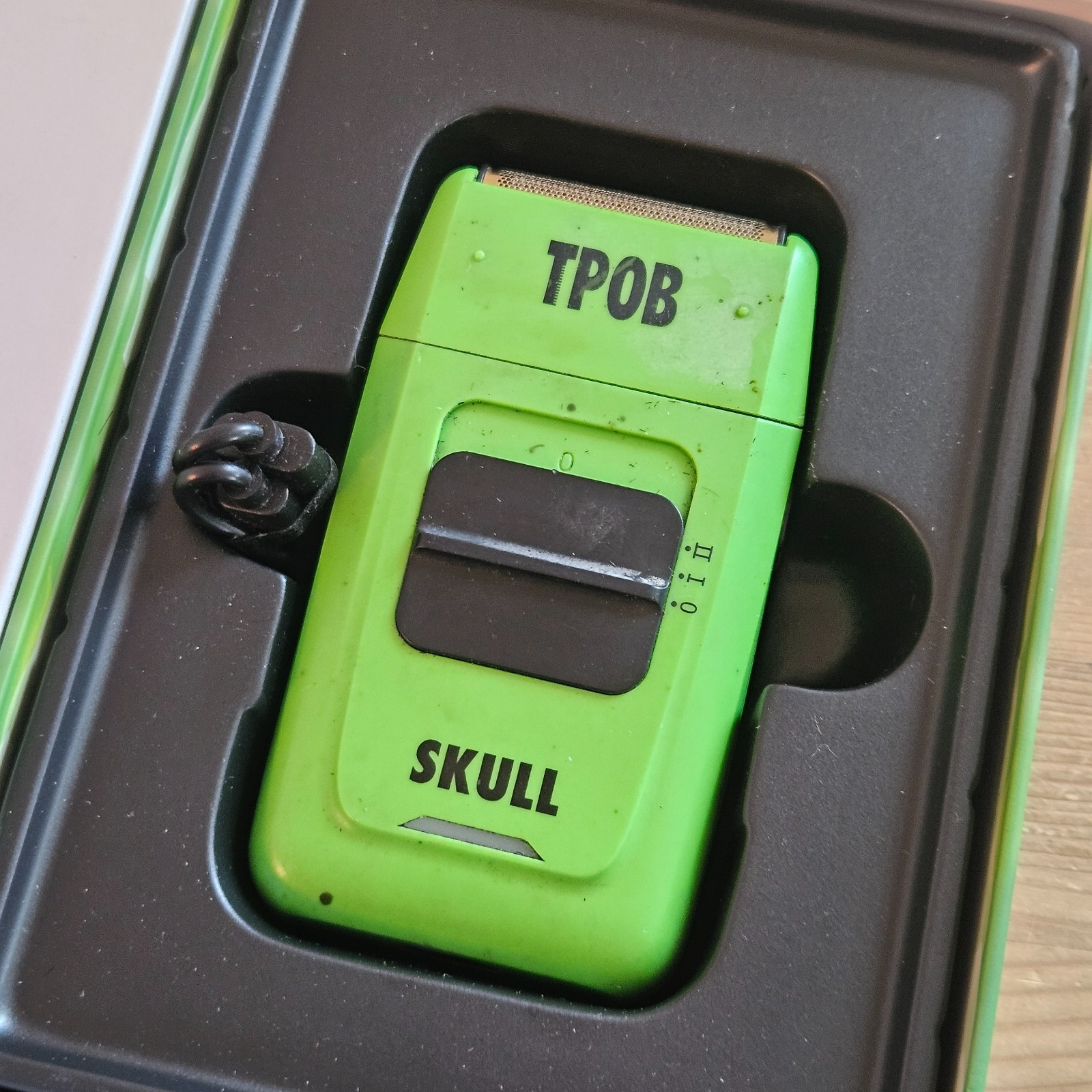 TPOB SKULL Slime Green Black Foil Head Unisex Trimmer USB Charging Face Head