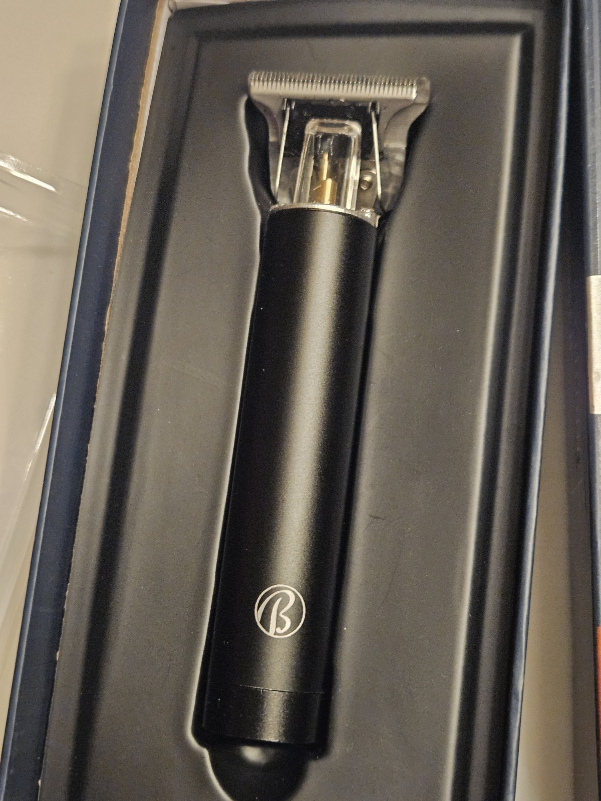 ANDIS Pivot Pro Professional Clippers Corded + T-Blade Close Cut Hair Trimmer