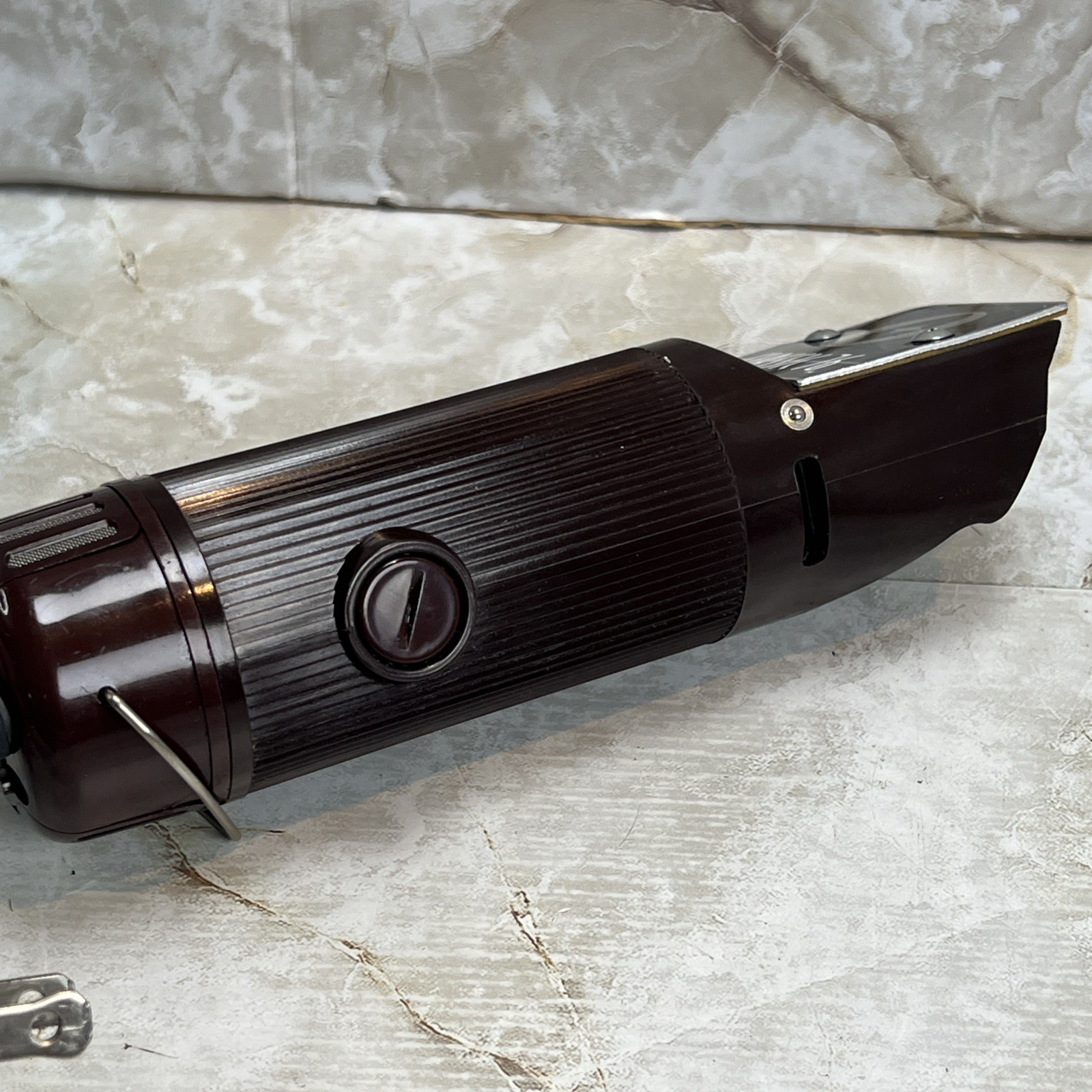Vintage Oster Classic 76 Professional Clippers Tested/Works NO BLADE/ATTACHMENTS