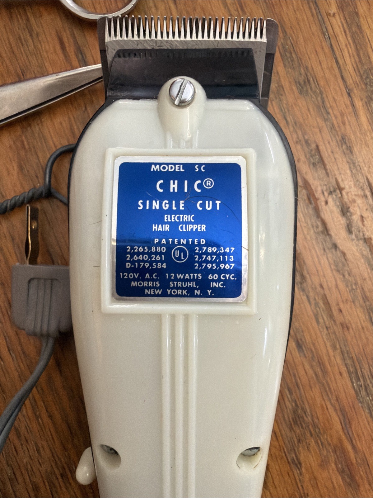 Vintage electric hair clippers