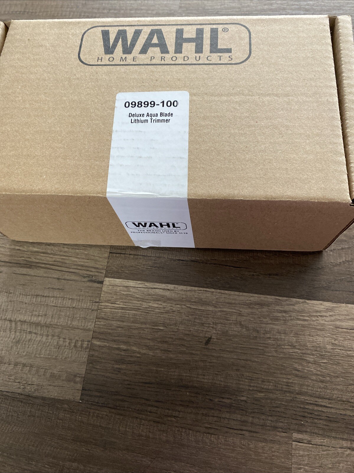 WAHL Deluxe Aqua Blade Lithium Trimmer 09899-100/no Charger/w