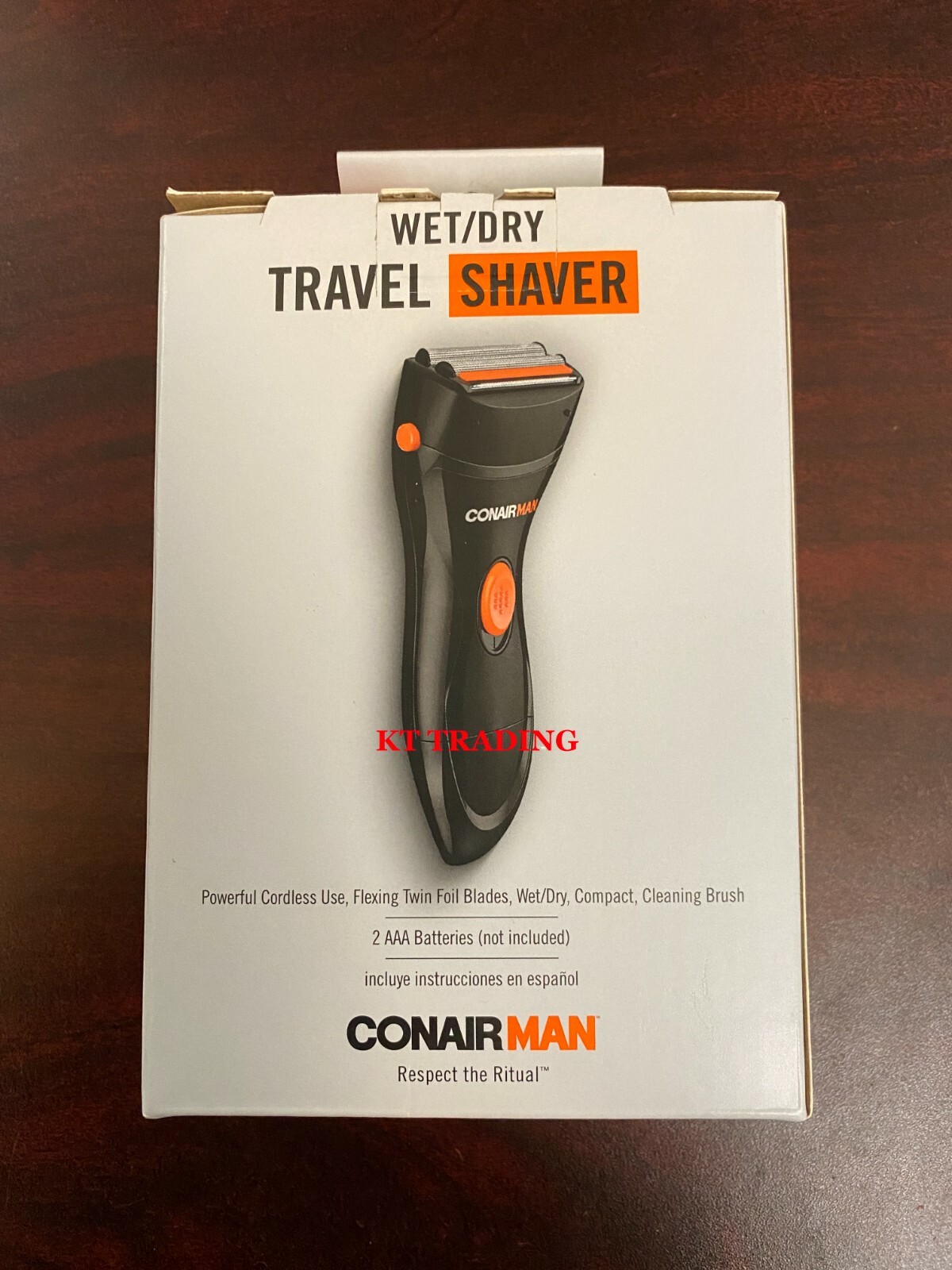 CONAIR MAN Hair Beard Compact BATTERY WET/DRY Twin Foil Blades TRAVEL SHAVER