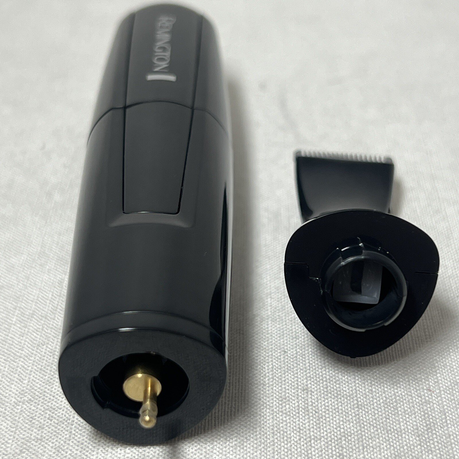 Lot 2 Remington Nose Ear Neck Detail Trimmer Travel Pocket Size Battery Powered